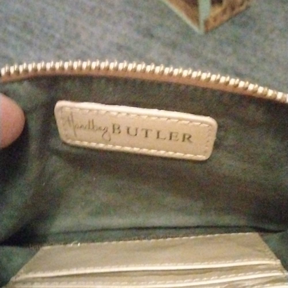 Handbag Butler - Picture 4 of 4